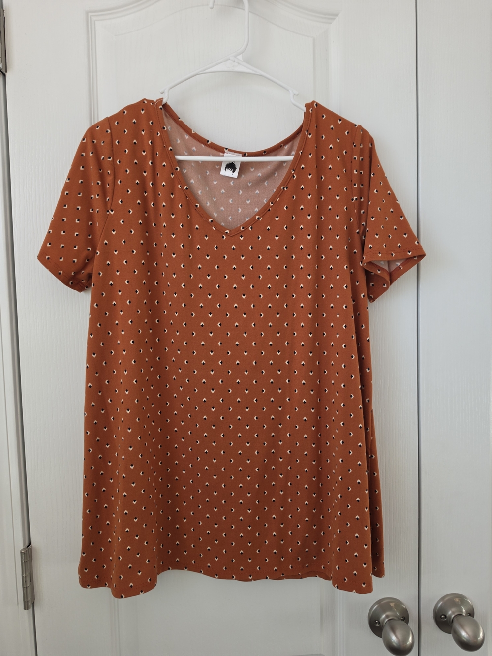 Sew In Love Women’s Rust Dot V-Neck Top Sz Large